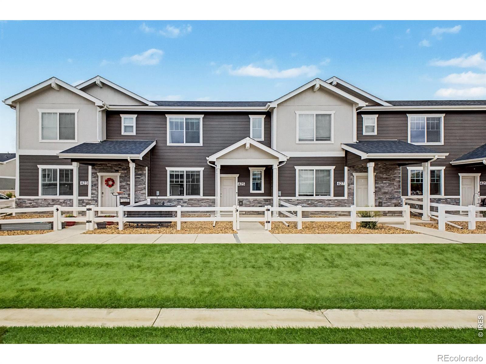 MLS Image #2 for 425  condor way,johnstown, Colorado