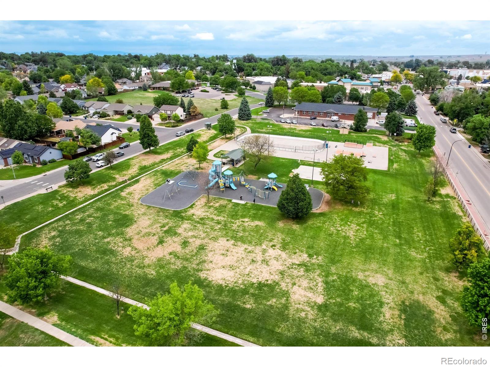 MLS Image #24 for 425  condor way,johnstown, Colorado