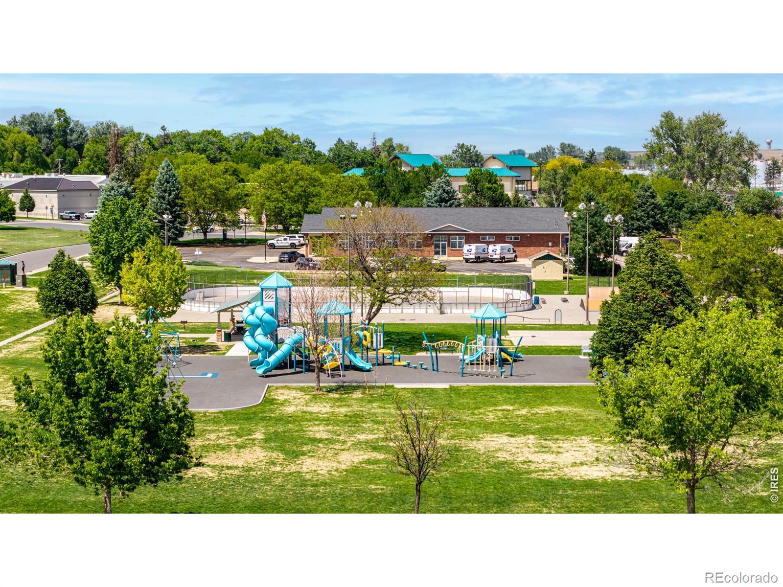 MLS Image #25 for 425  condor way,johnstown, Colorado