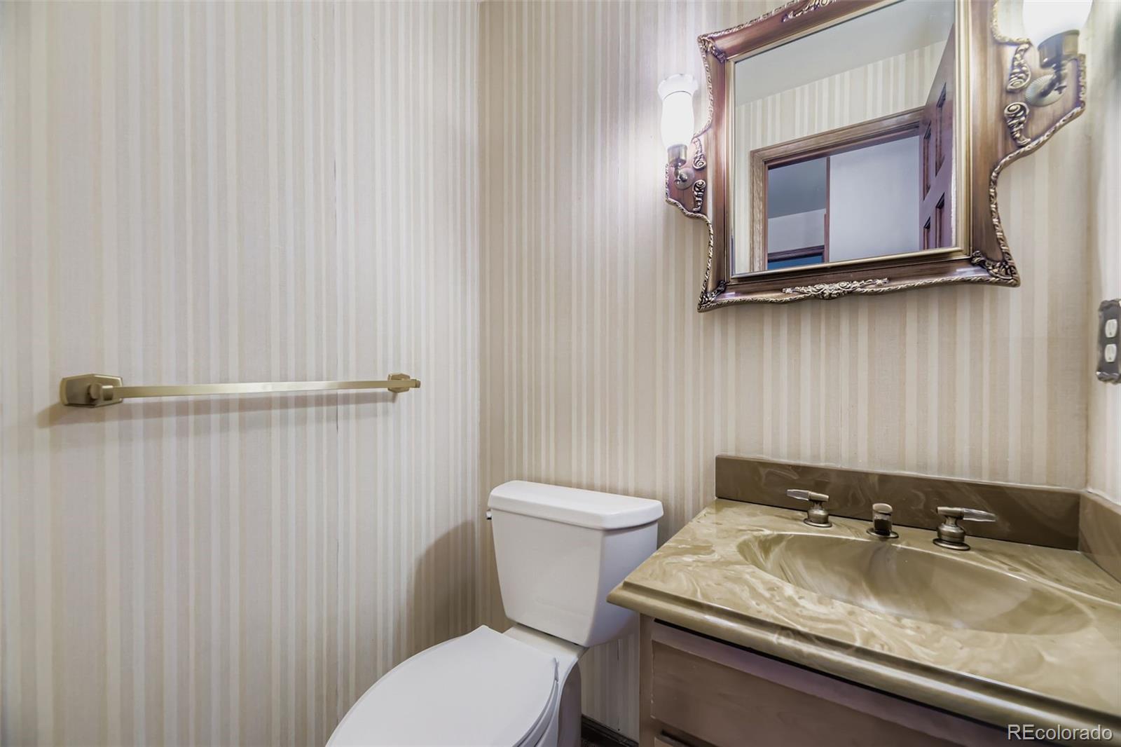 MLS Image #11 for 5980 w milan place,denver, Colorado
