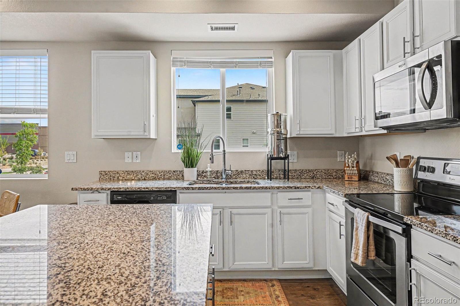 MLS Image #2 for 4761  memphis street,denver, Colorado