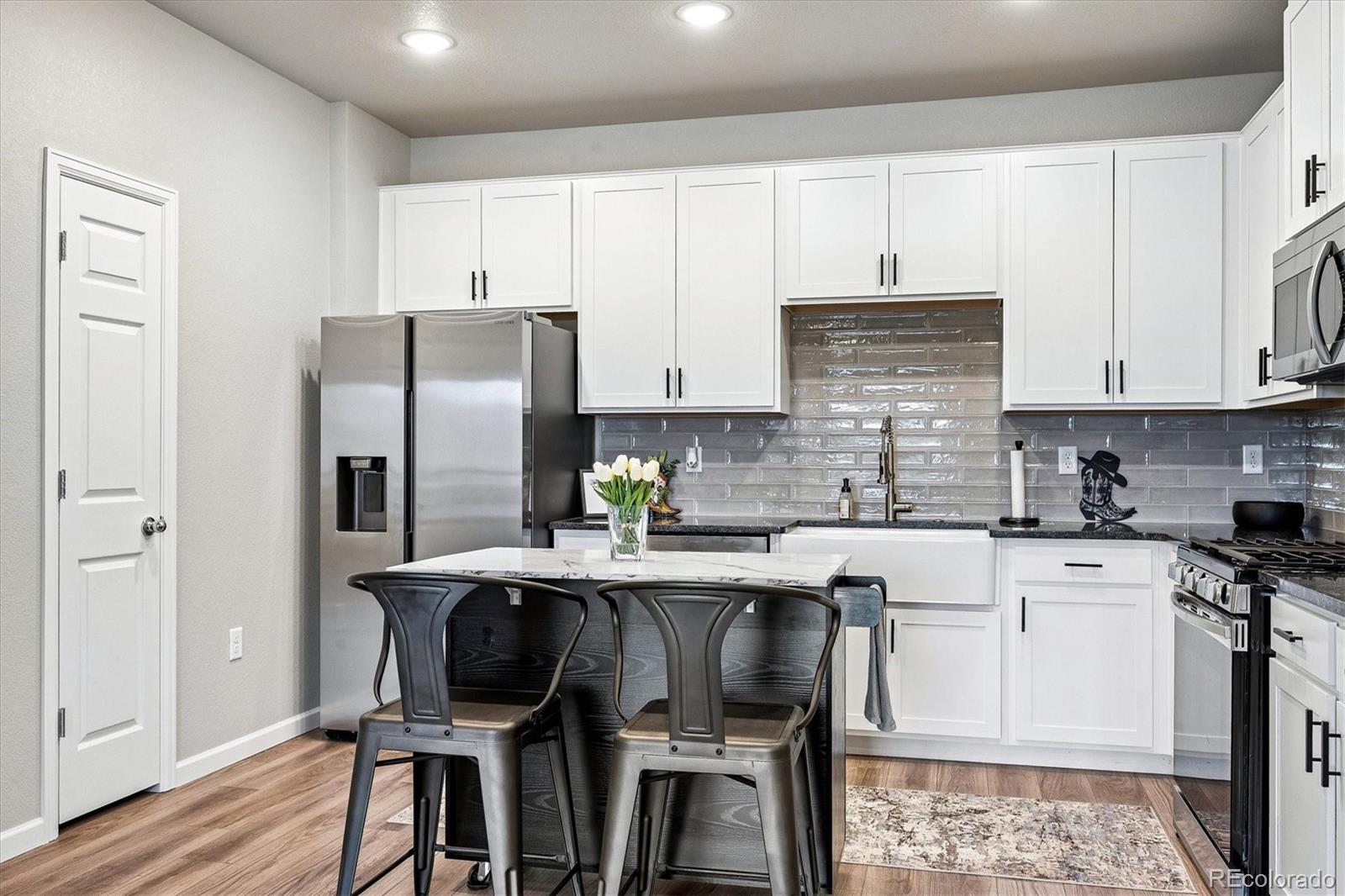 MLS Image #3 for 9962 w victoria place,littleton, Colorado