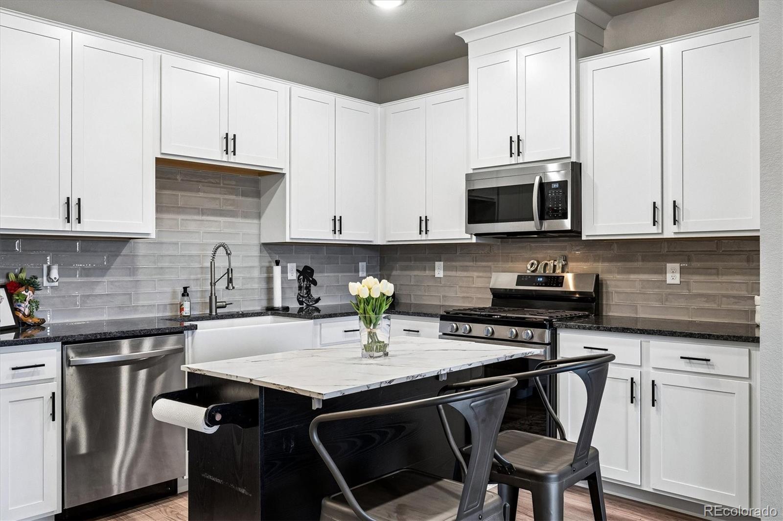 MLS Image #4 for 9962 w victoria place,littleton, Colorado