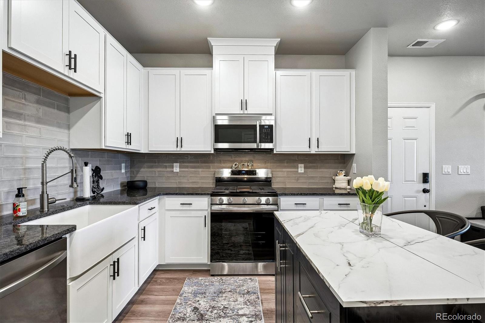 MLS Image #6 for 9962 w victoria place,littleton, Colorado