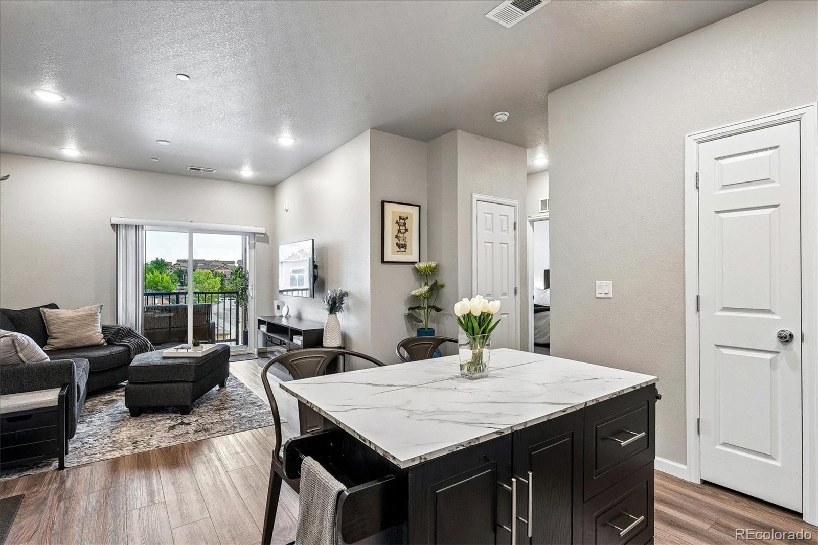 MLS Image #8 for 9962 w victoria place,littleton, Colorado