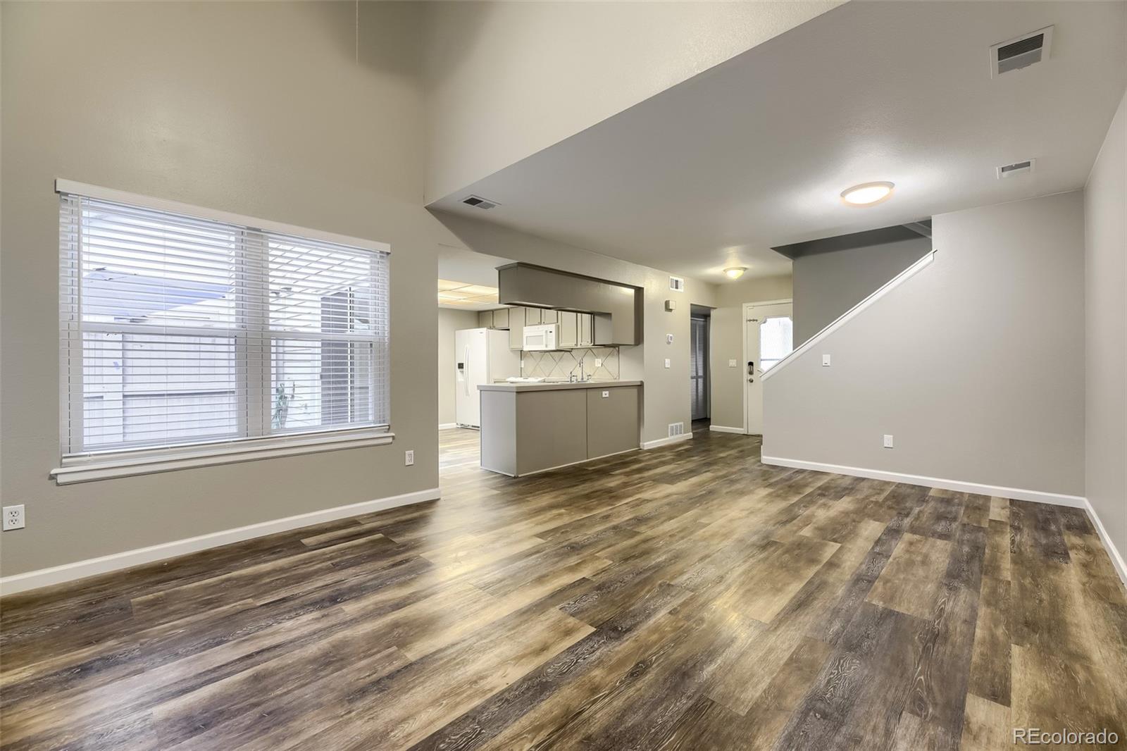 MLS Image #5 for 2181 s victor street,aurora, Colorado