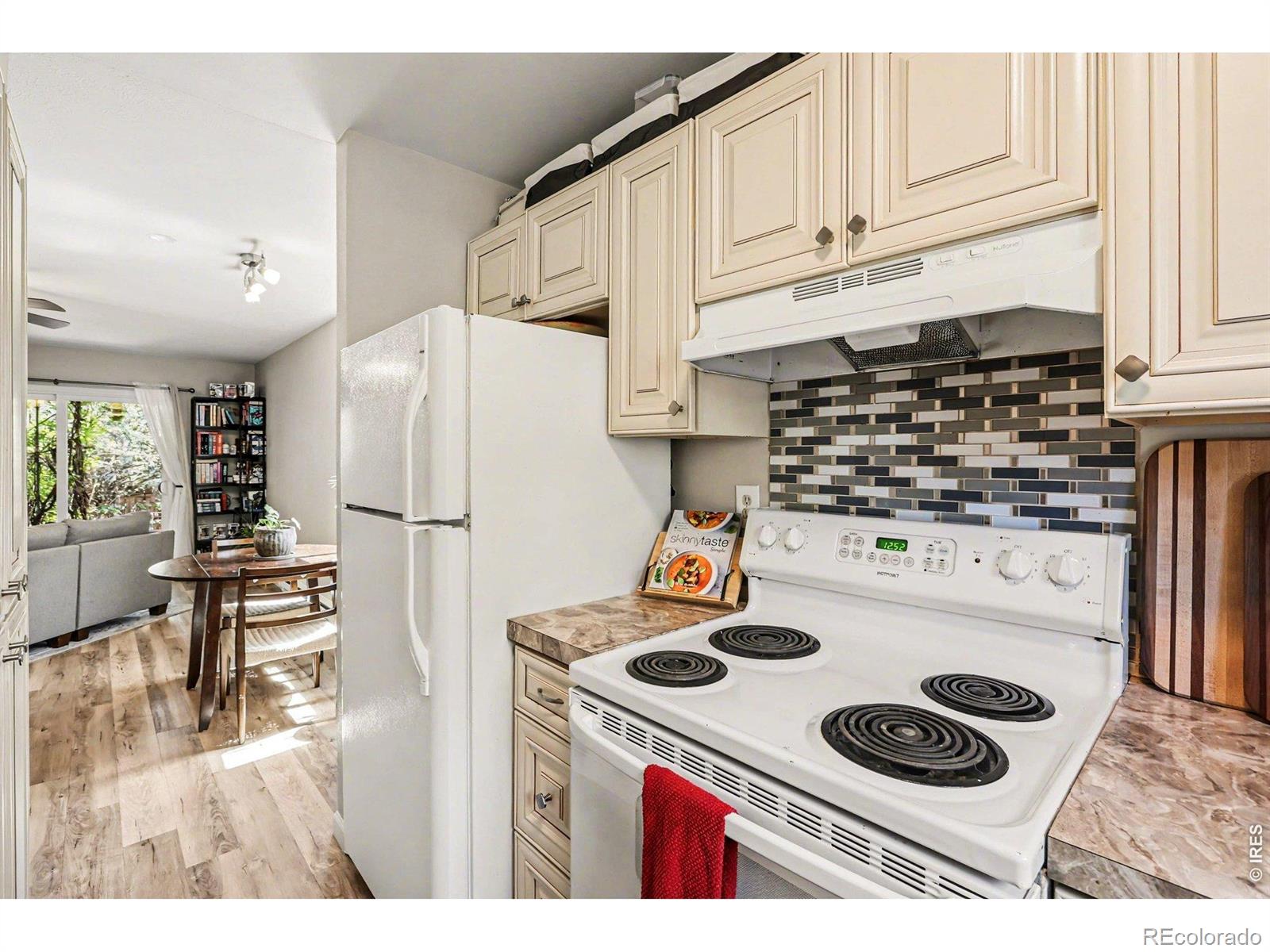 MLS Image #6 for 1906  ross court,fort collins, Colorado