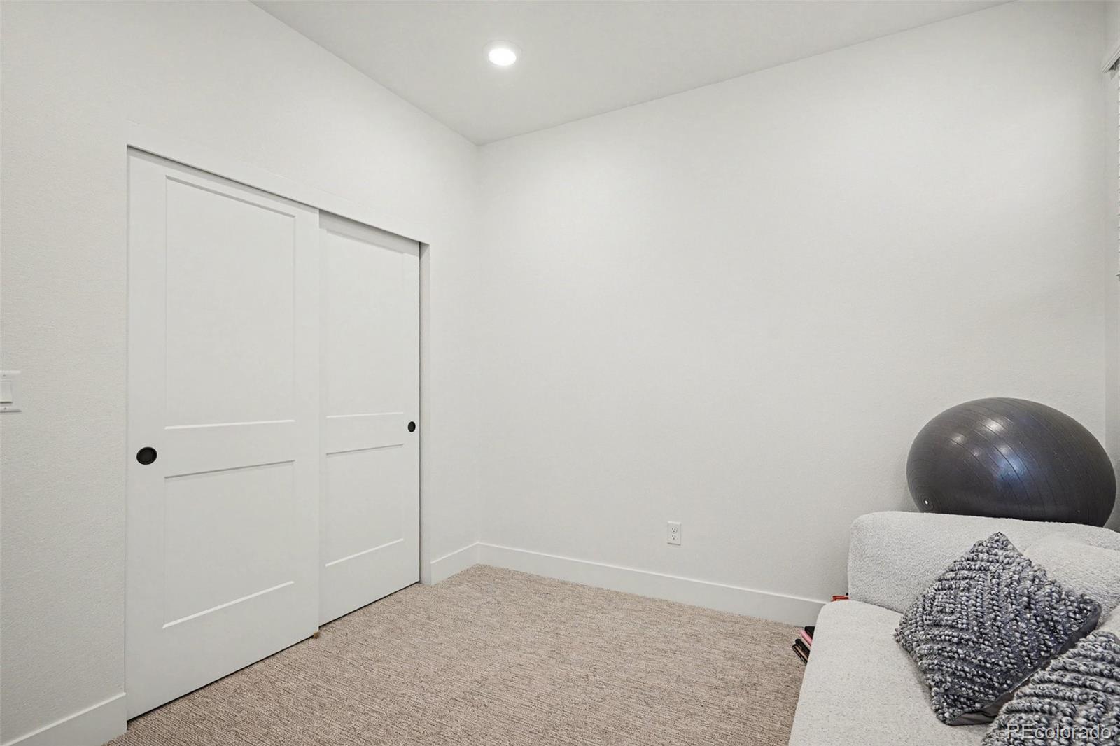 MLS Image #11 for 7186  watercress drive,littleton, Colorado