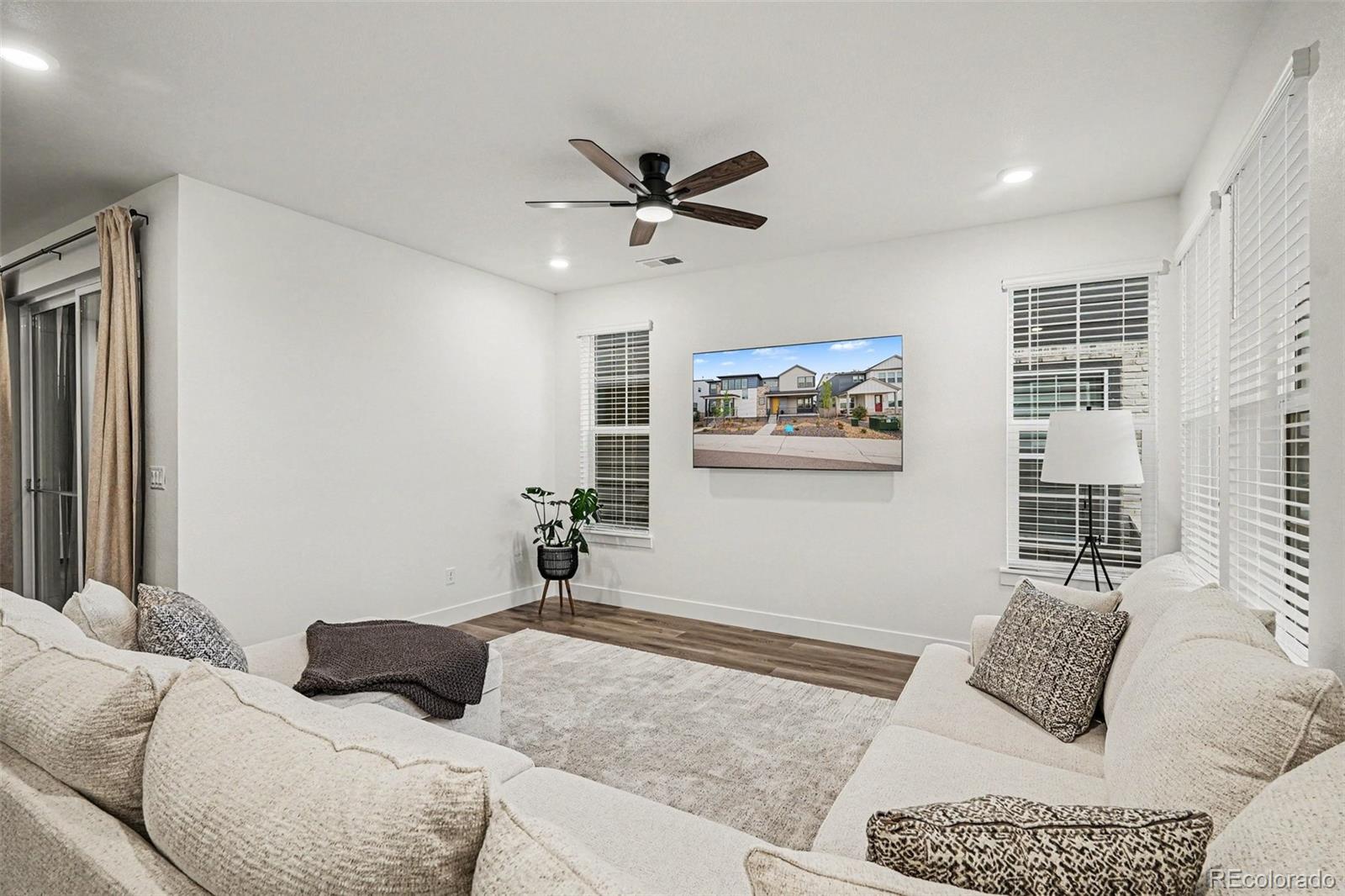MLS Image #3 for 7186  watercress drive,littleton, Colorado