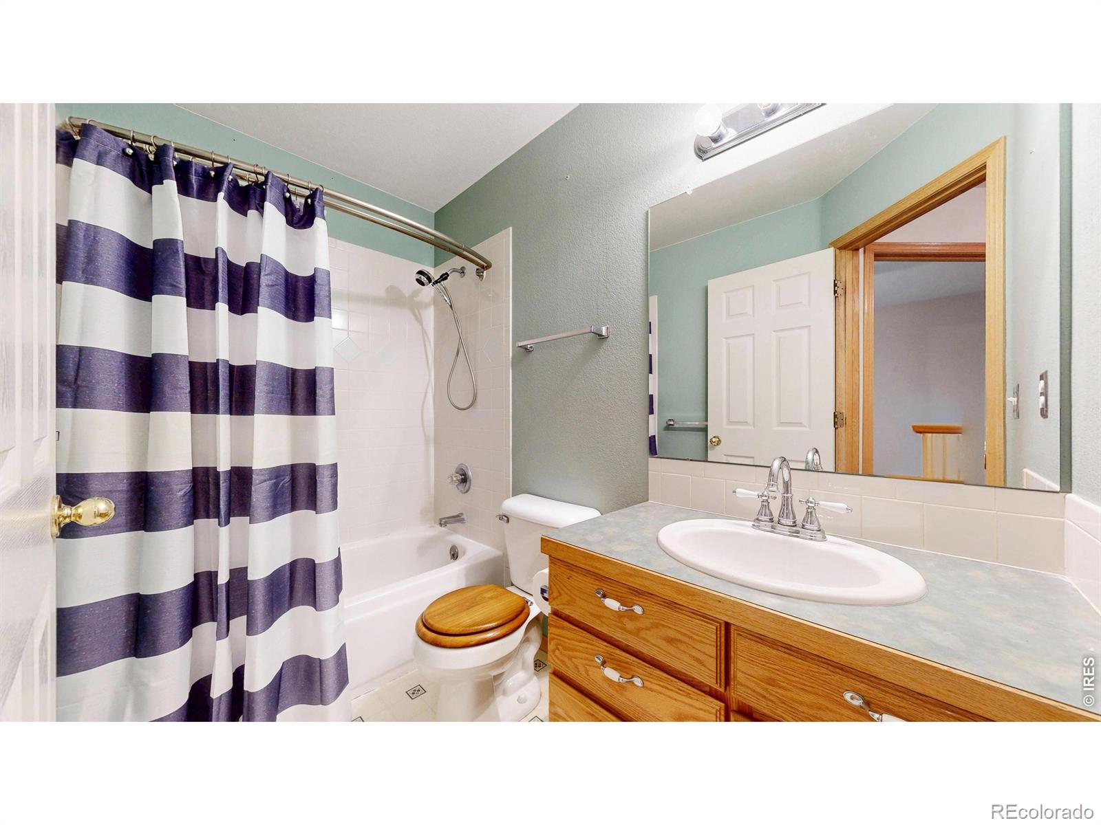 MLS Image #20 for 104 e welch avenue,berthoud, Colorado