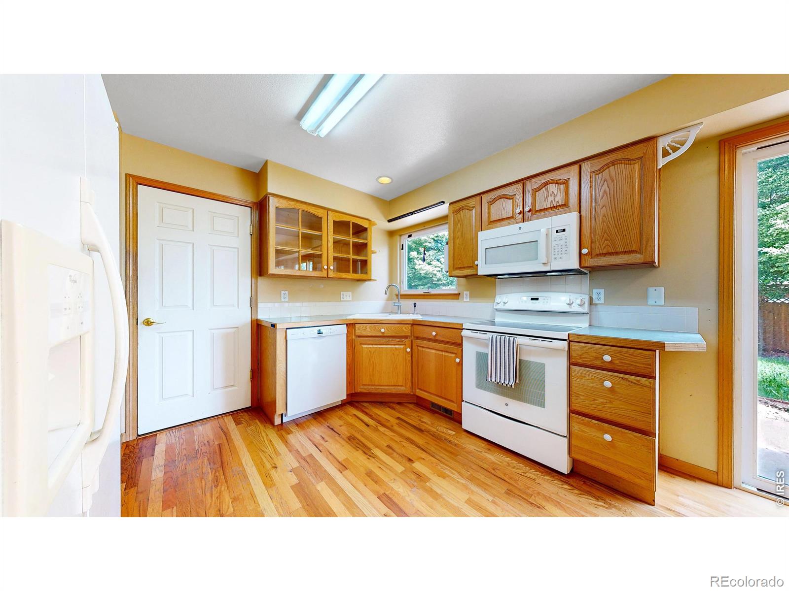 MLS Image #9 for 104 e welch avenue,berthoud, Colorado
