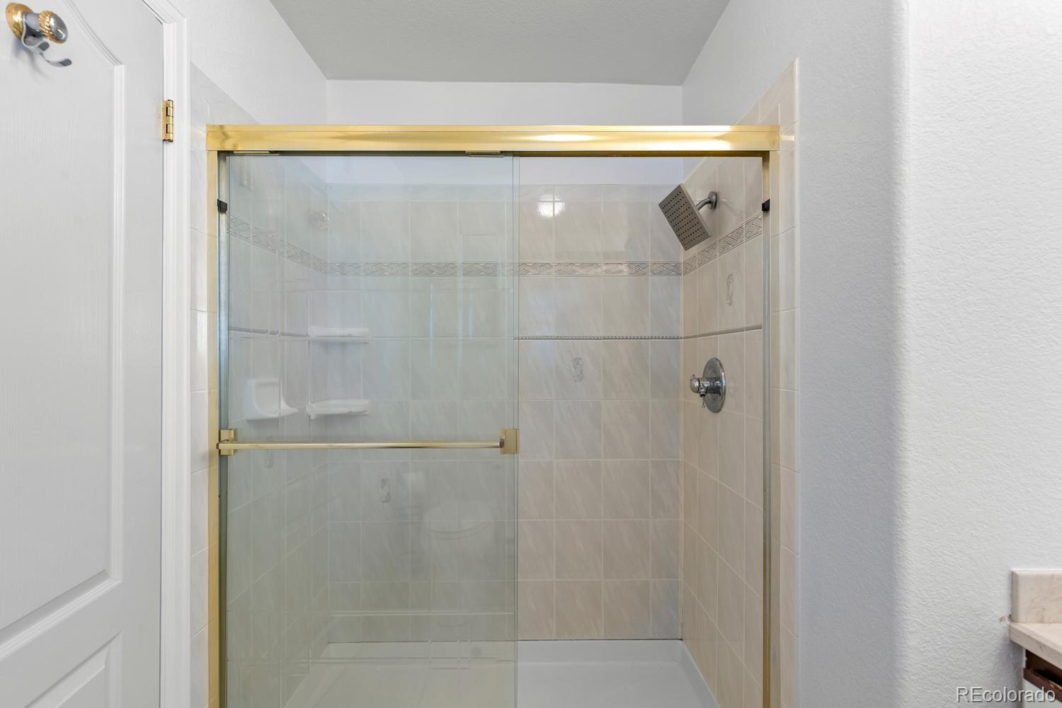 MLS Image #21 for 8027 s dover street,littleton, Colorado