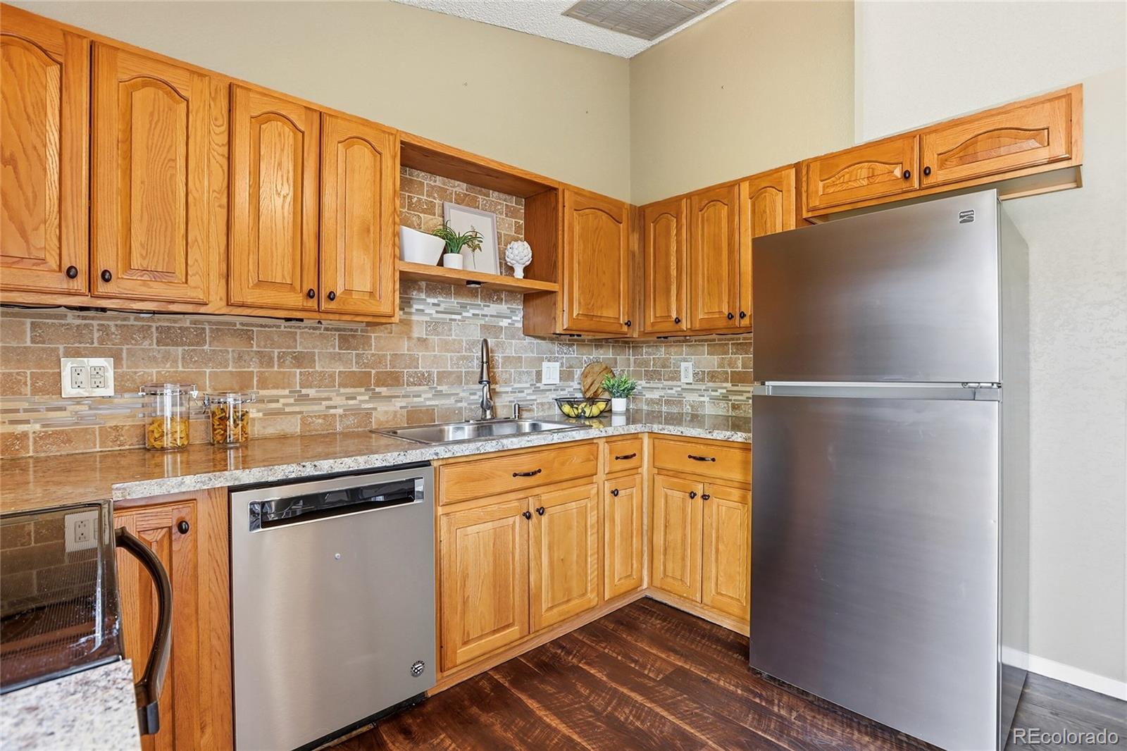 MLS Image #4 for 4751 s clay court,englewood, Colorado