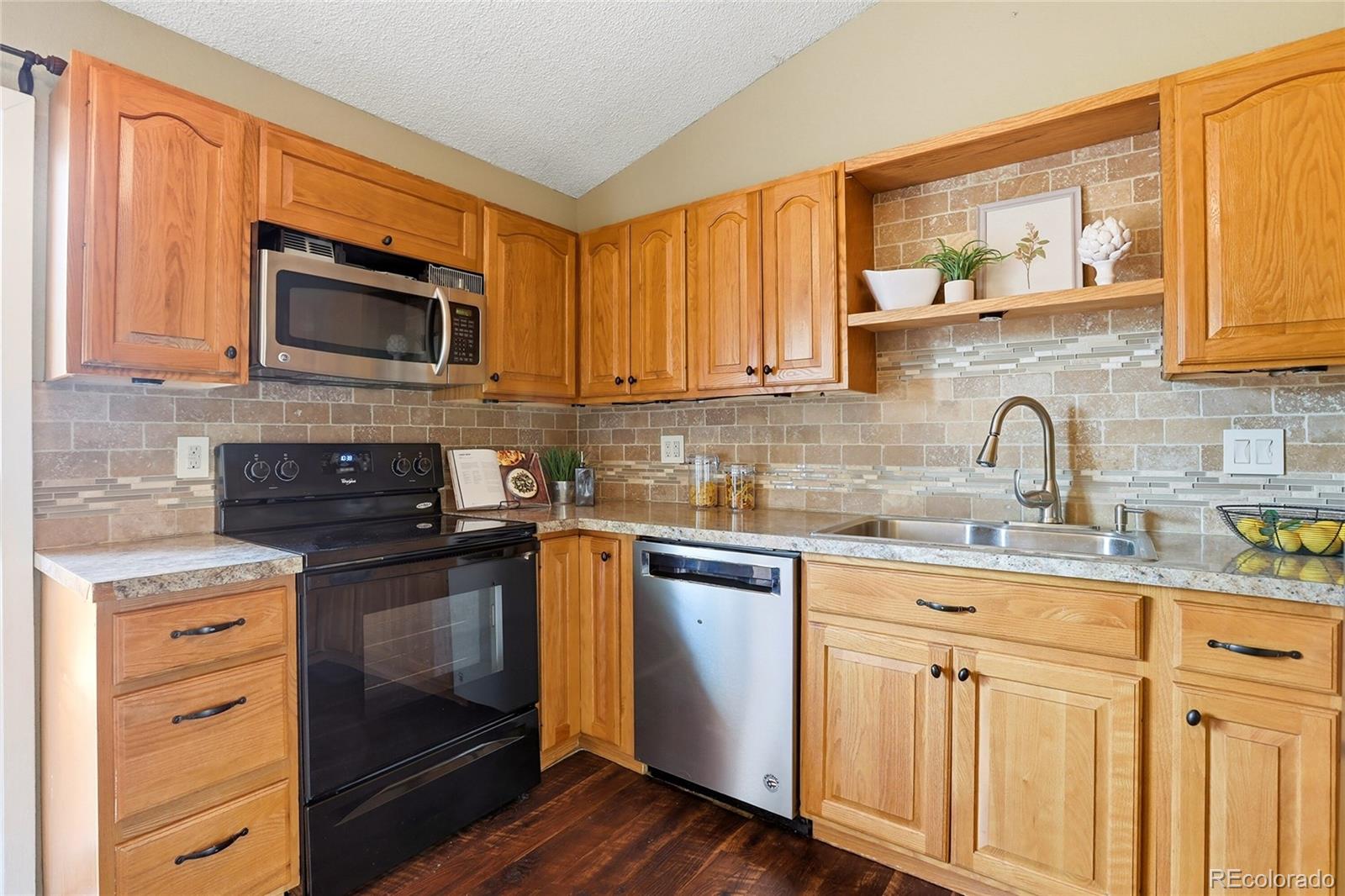 MLS Image #5 for 4751 s clay court,englewood, Colorado