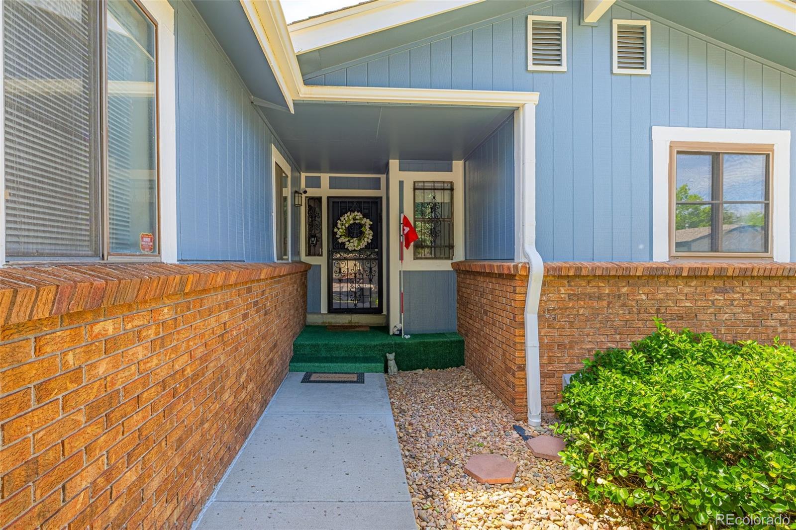 MLS Image #2 for 11966 e maple avenue,aurora, Colorado