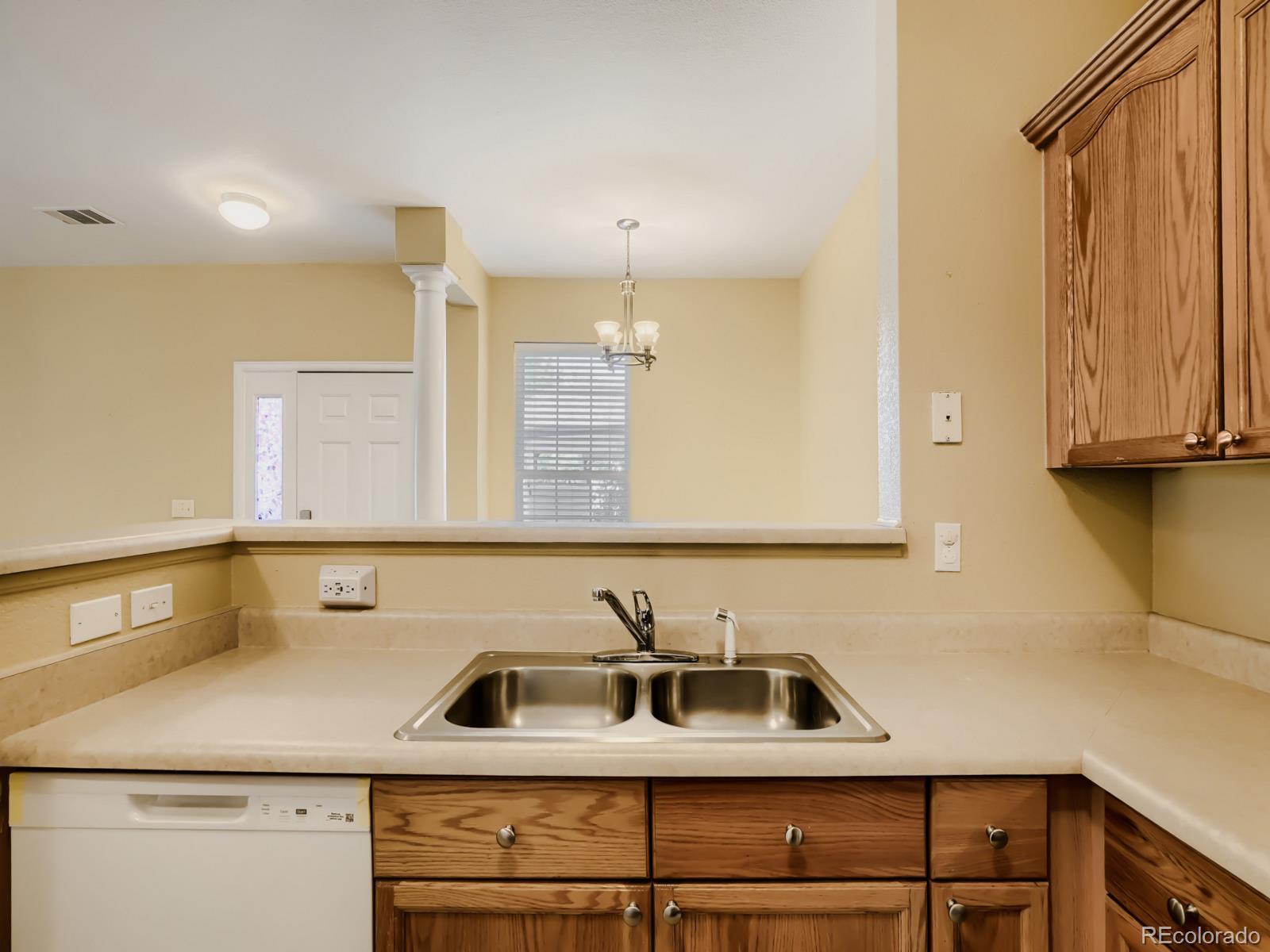 MLS Image #7 for 4045 s crystal circle 102,aurora, Colorado