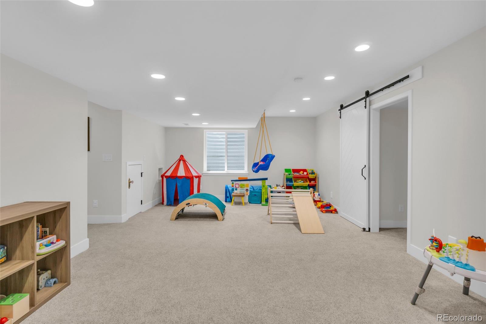 MLS Image #32 for 138  starlight circle,erie, Colorado