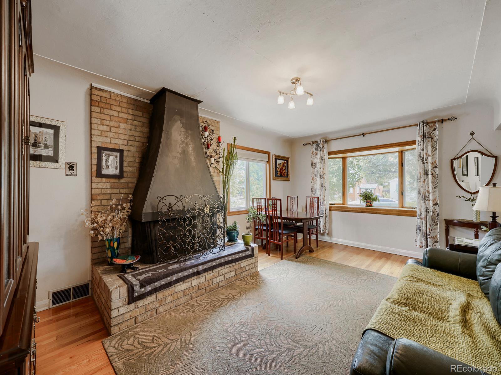 MLS Image #5 for 1535  poplar street,denver, Colorado