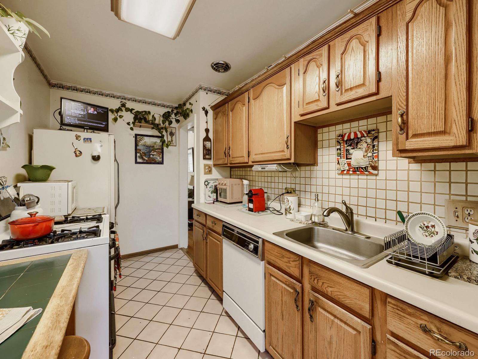 MLS Image #6 for 1535  poplar street,denver, Colorado