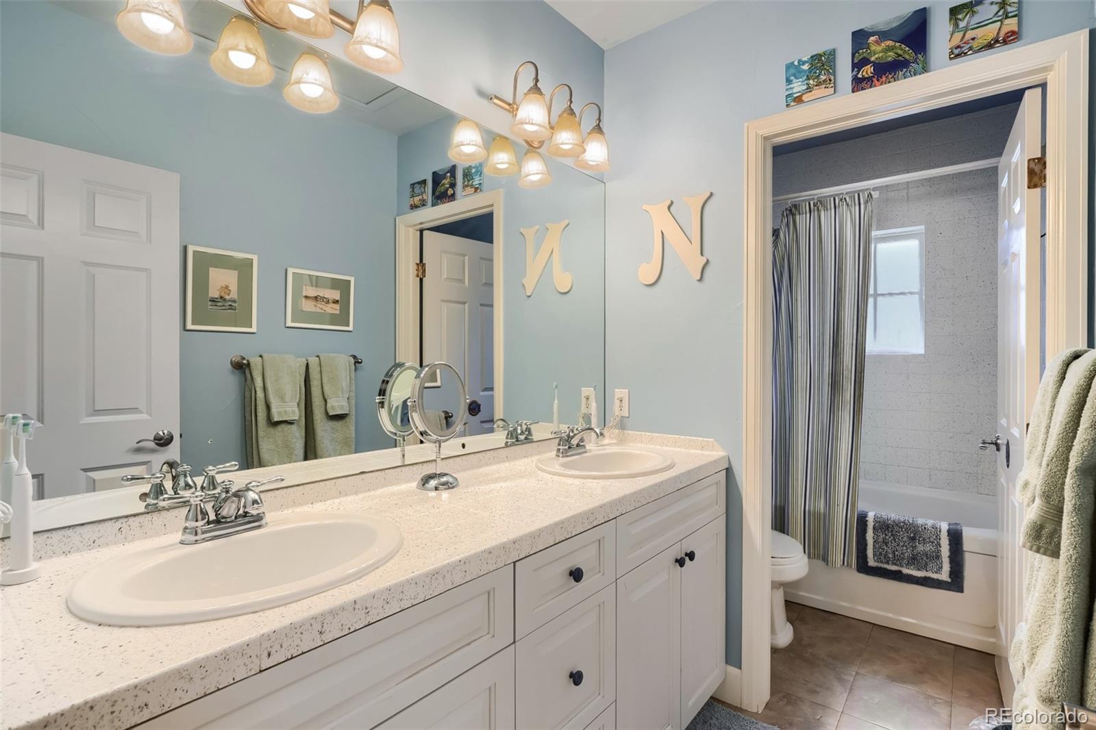 MLS Image #23 for 1461 s clayton street,denver, Colorado