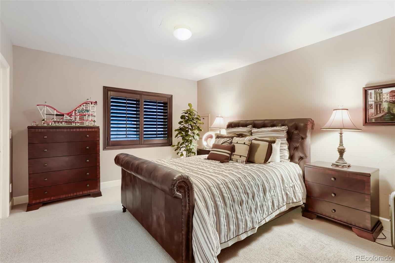 MLS Image #27 for 1461 s clayton street,denver, Colorado