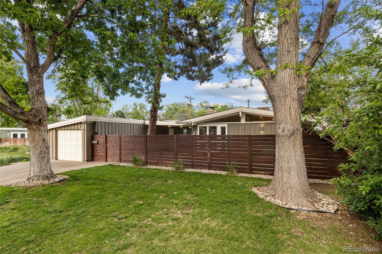MLS Image #26 for 2550 s newton street,denver, Colorado