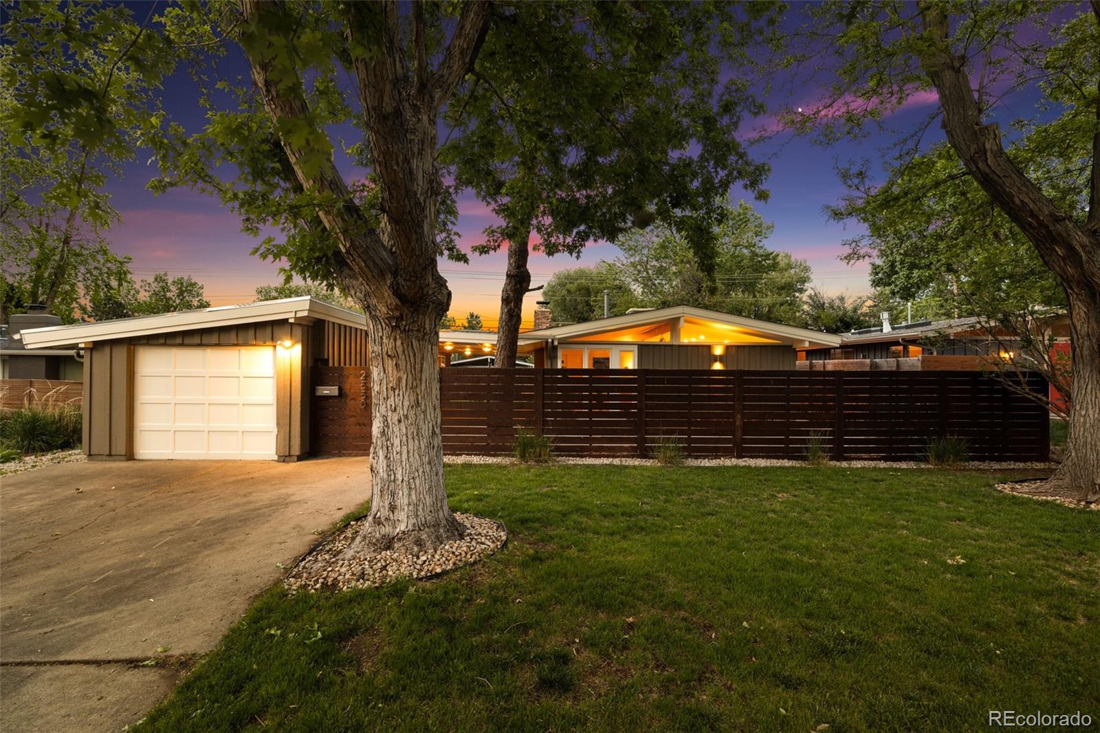 MLS Image #34 for 2550 s newton street,denver, Colorado