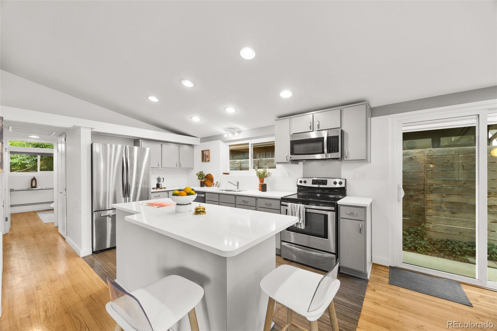 MLS Image #8 for 2550 s newton street,denver, Colorado