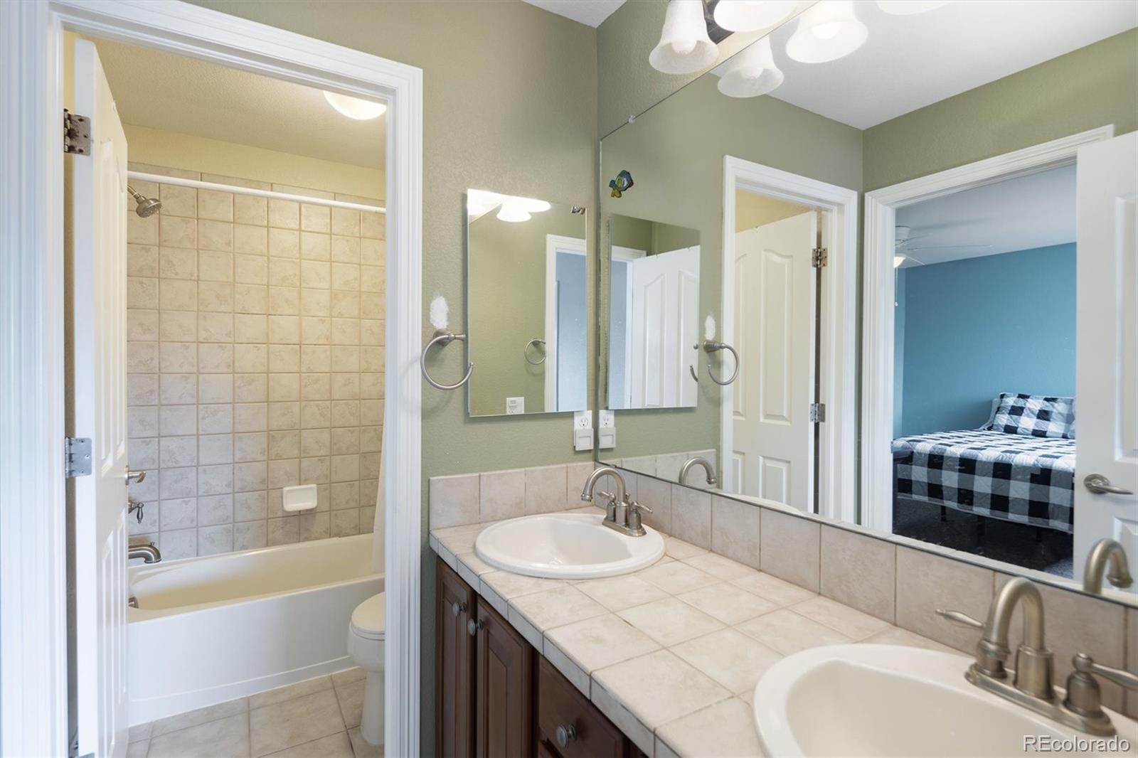 MLS Image #28 for 8231 s shady grove court,aurora, Colorado