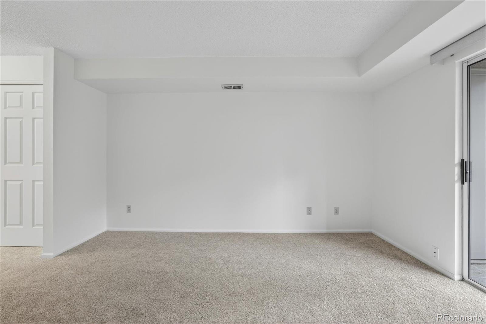 MLS Image #18 for 2575 s syracuse way e207,denver, Colorado