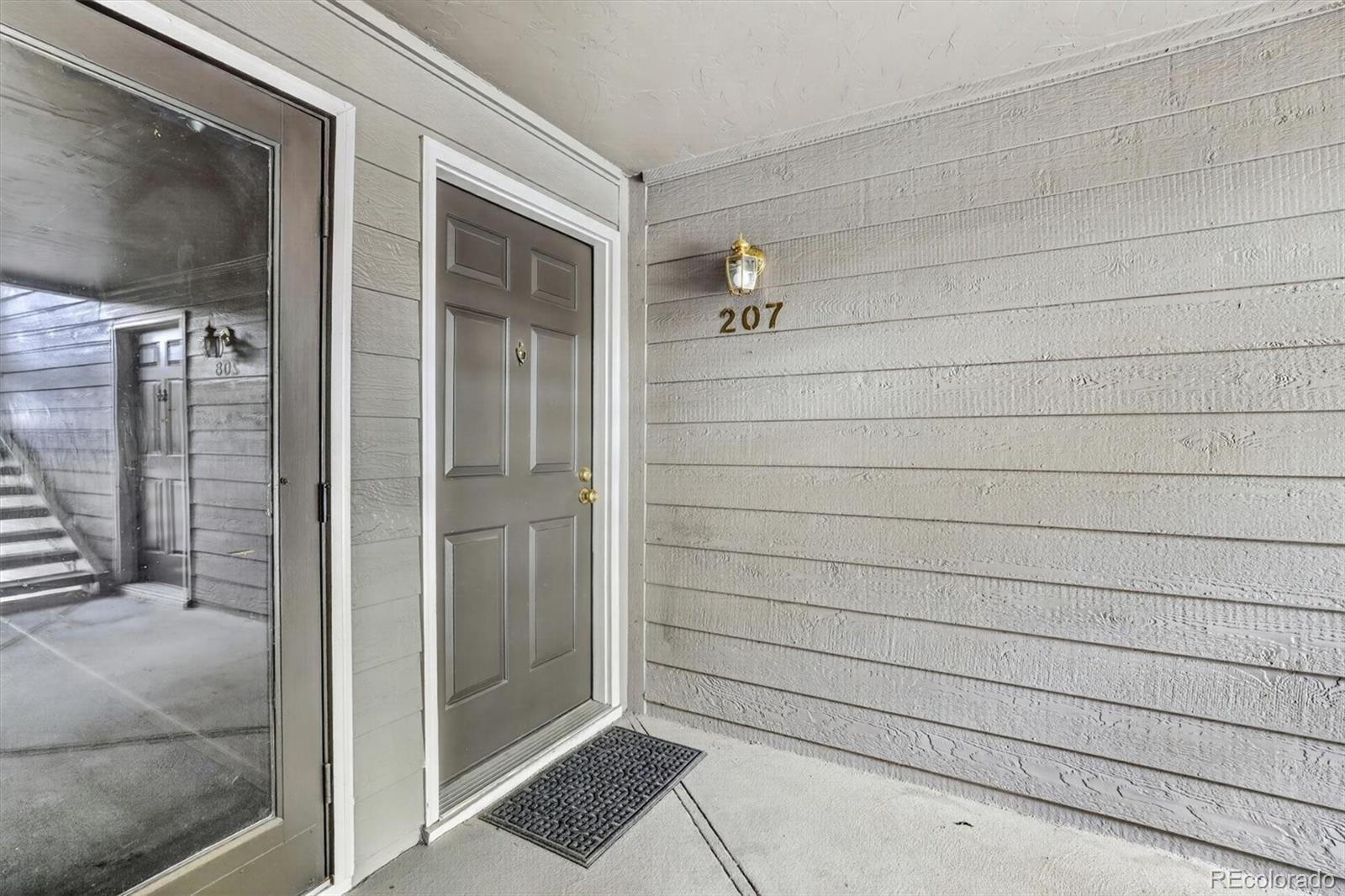 MLS Image #2 for 2575 s syracuse way e207,denver, Colorado
