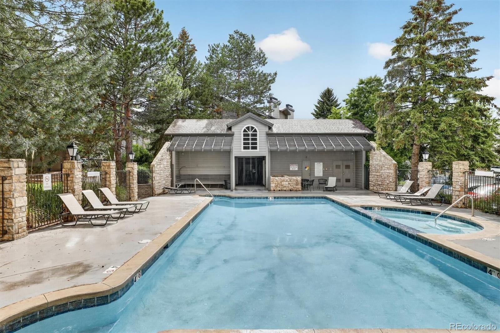 MLS Image #23 for 2575 s syracuse way e207,denver, Colorado