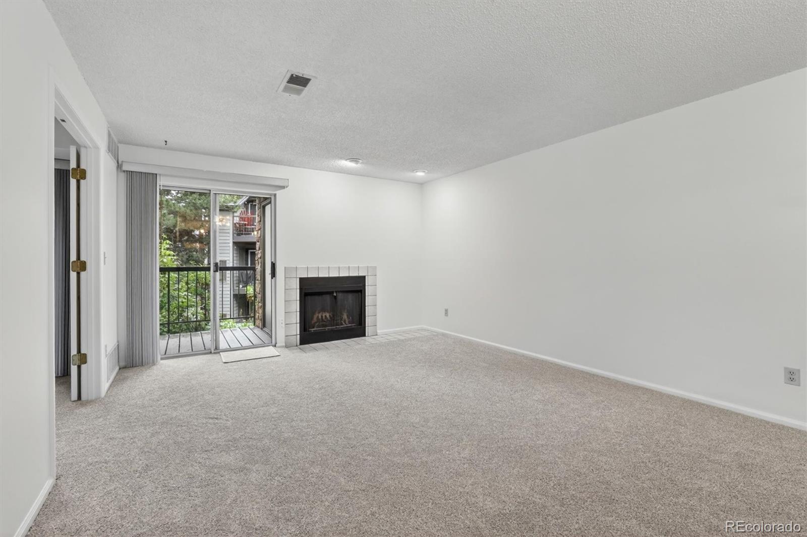 MLS Image #8 for 2575 s syracuse way e207,denver, Colorado