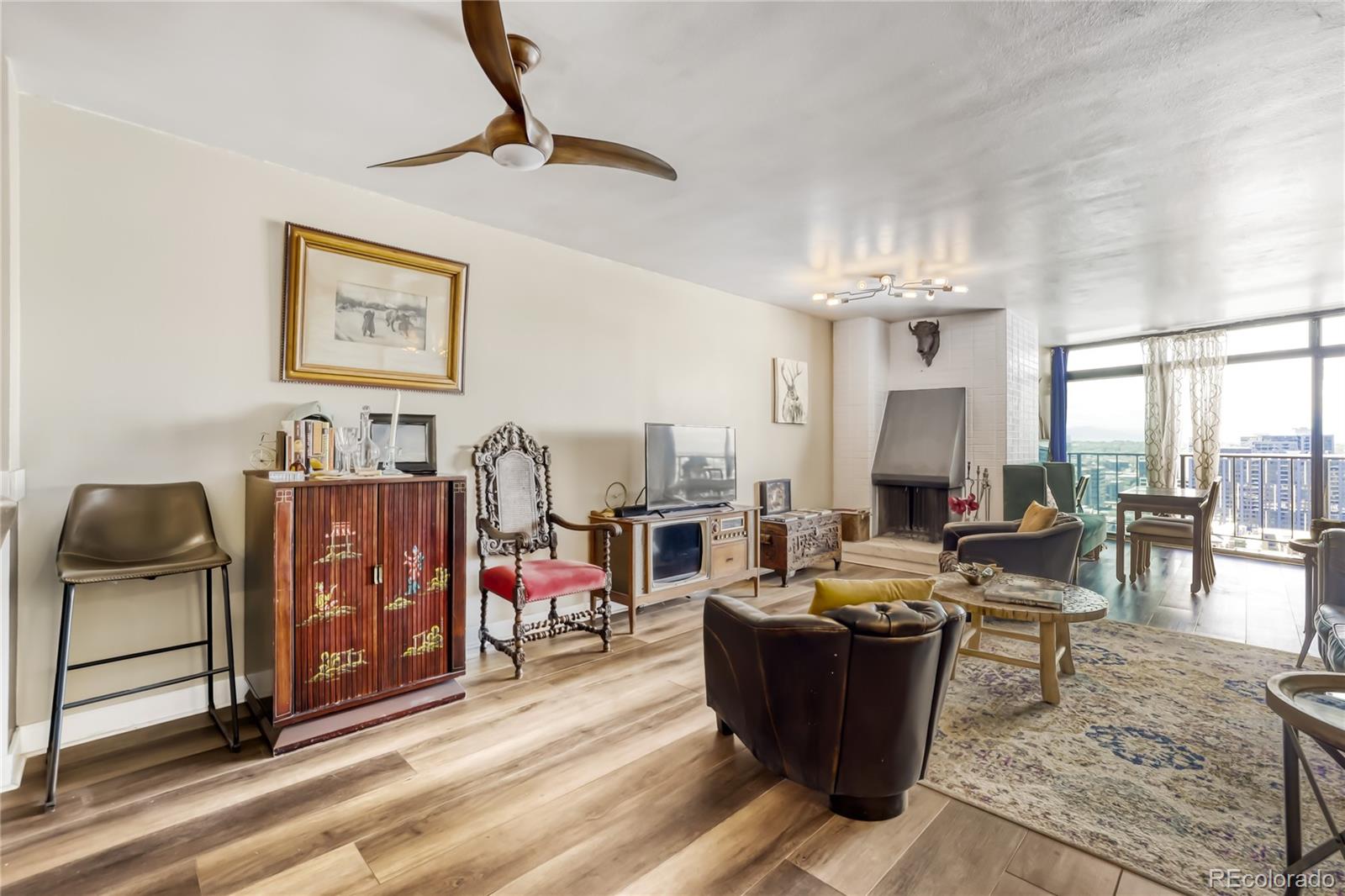 MLS Image #9 for 1777  larimer street 2203,denver, Colorado