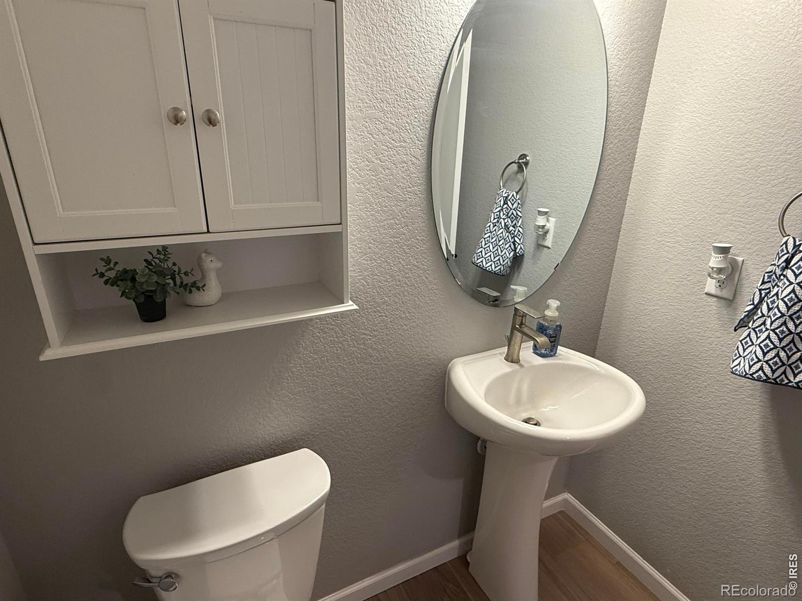MLS Image #16 for 709  hillspire drive,windsor, Colorado