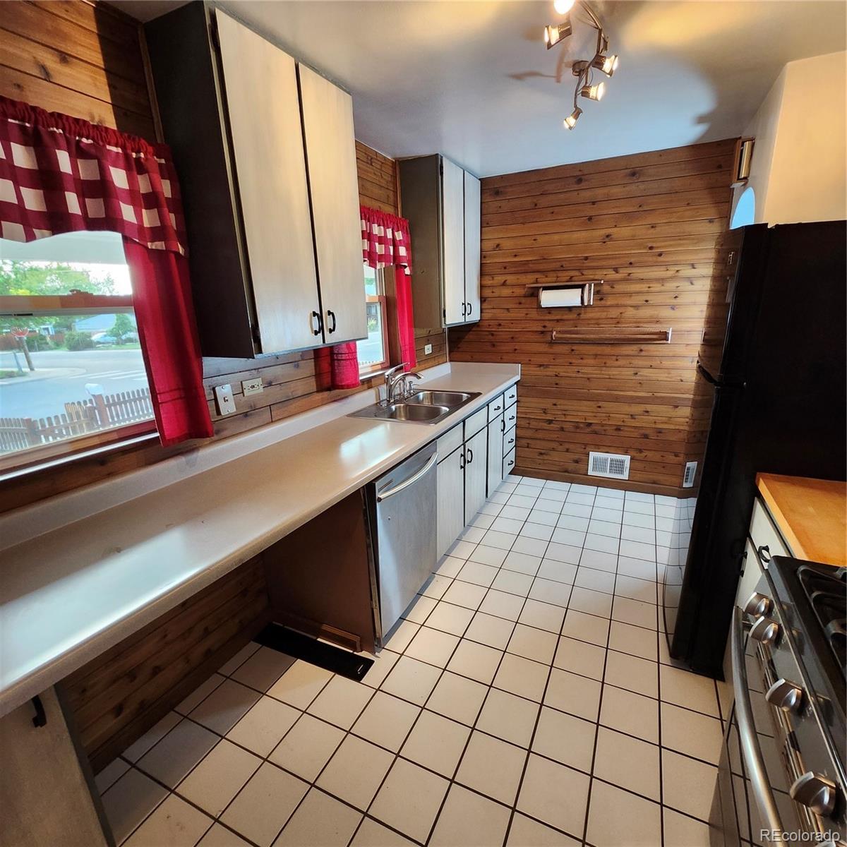 MLS Image #23 for 3200 s elati street,englewood, Colorado