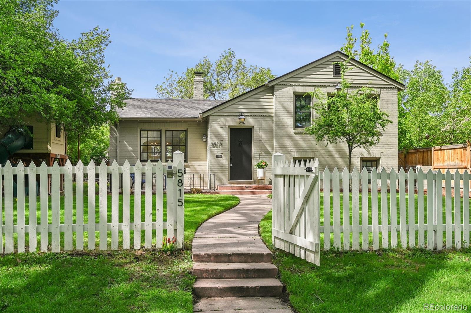 MLS Image #3 for 5815 e 6th avenue parkway,denver, Colorado