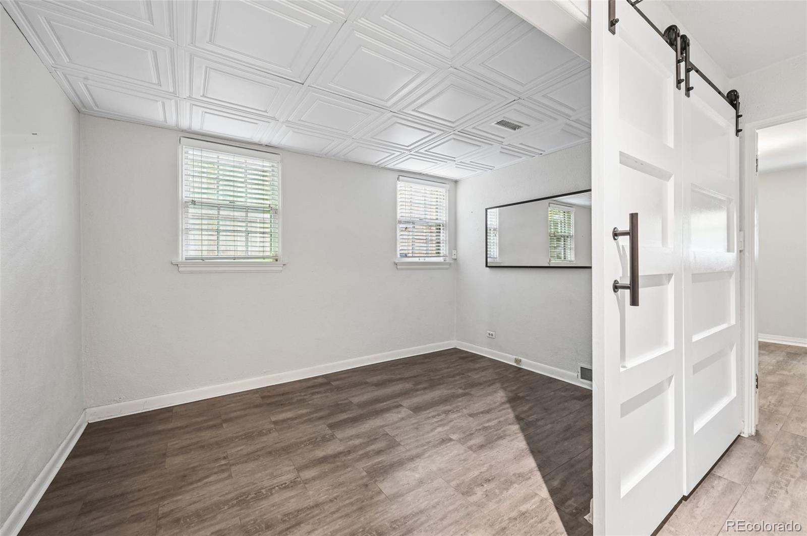 MLS Image #33 for 5815 e 6th avenue parkway,denver, Colorado