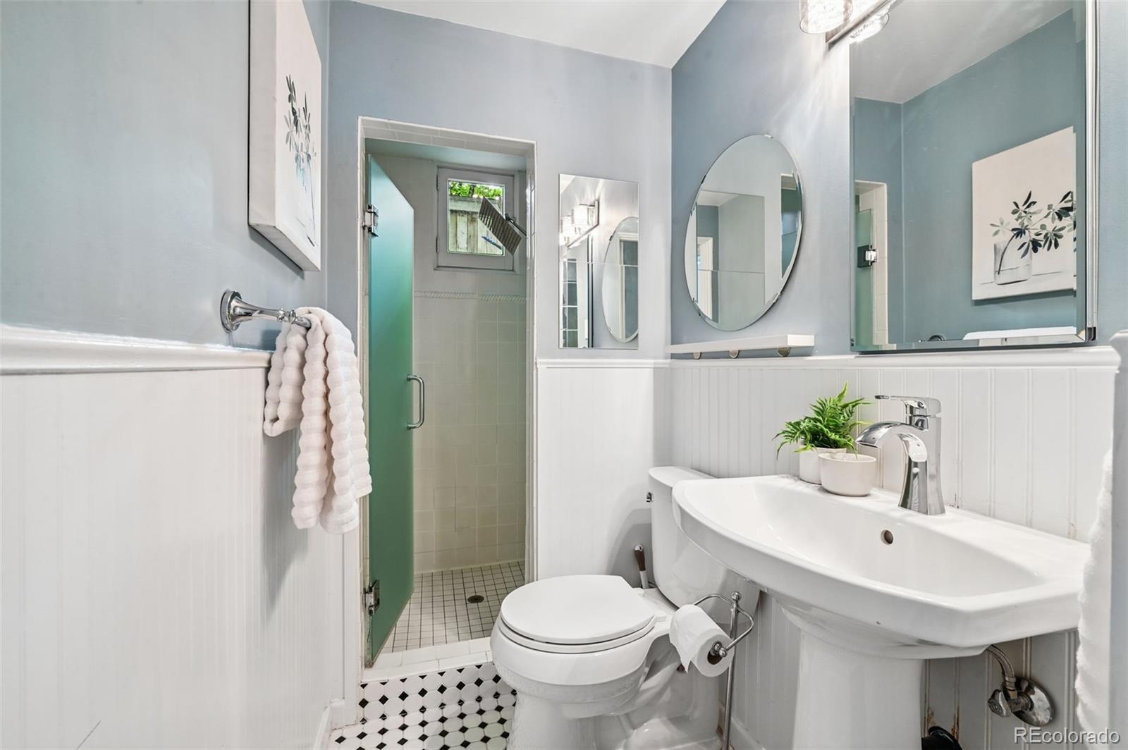 MLS Image #34 for 5815 e 6th avenue parkway,denver, Colorado