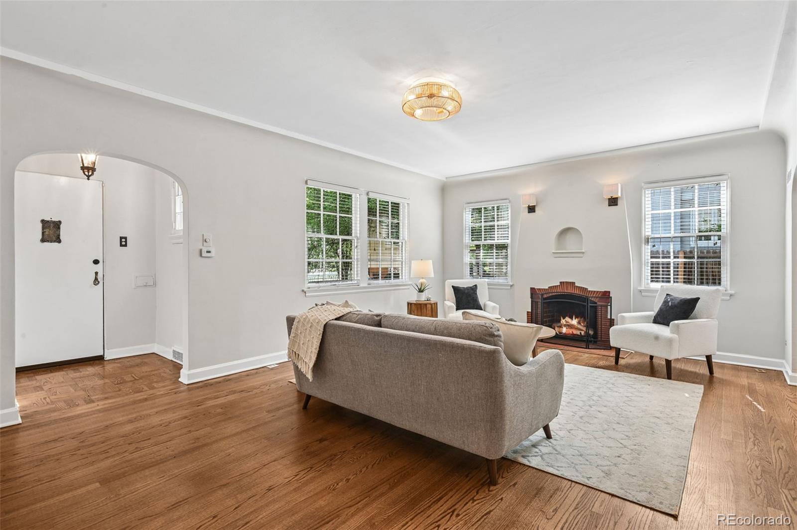 MLS Image #7 for 5815 e 6th avenue parkway,denver, Colorado