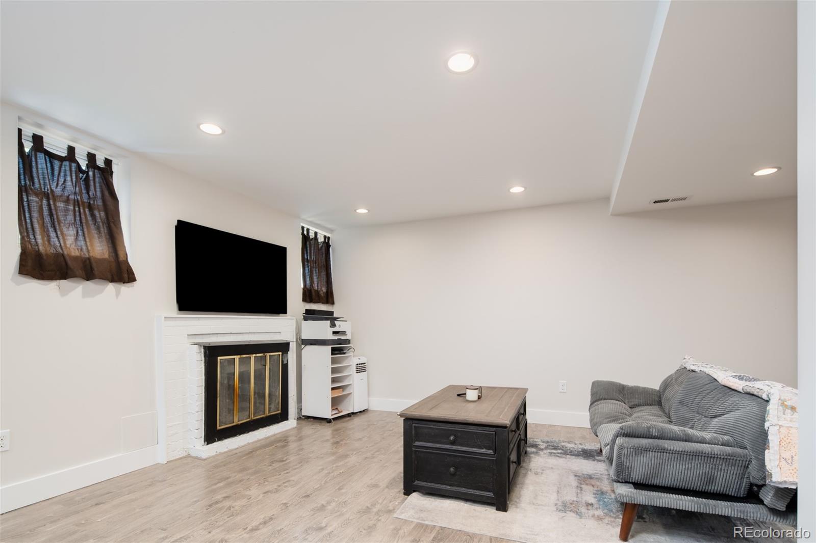 MLS Image #24 for 3435 w hayward place,denver, Colorado