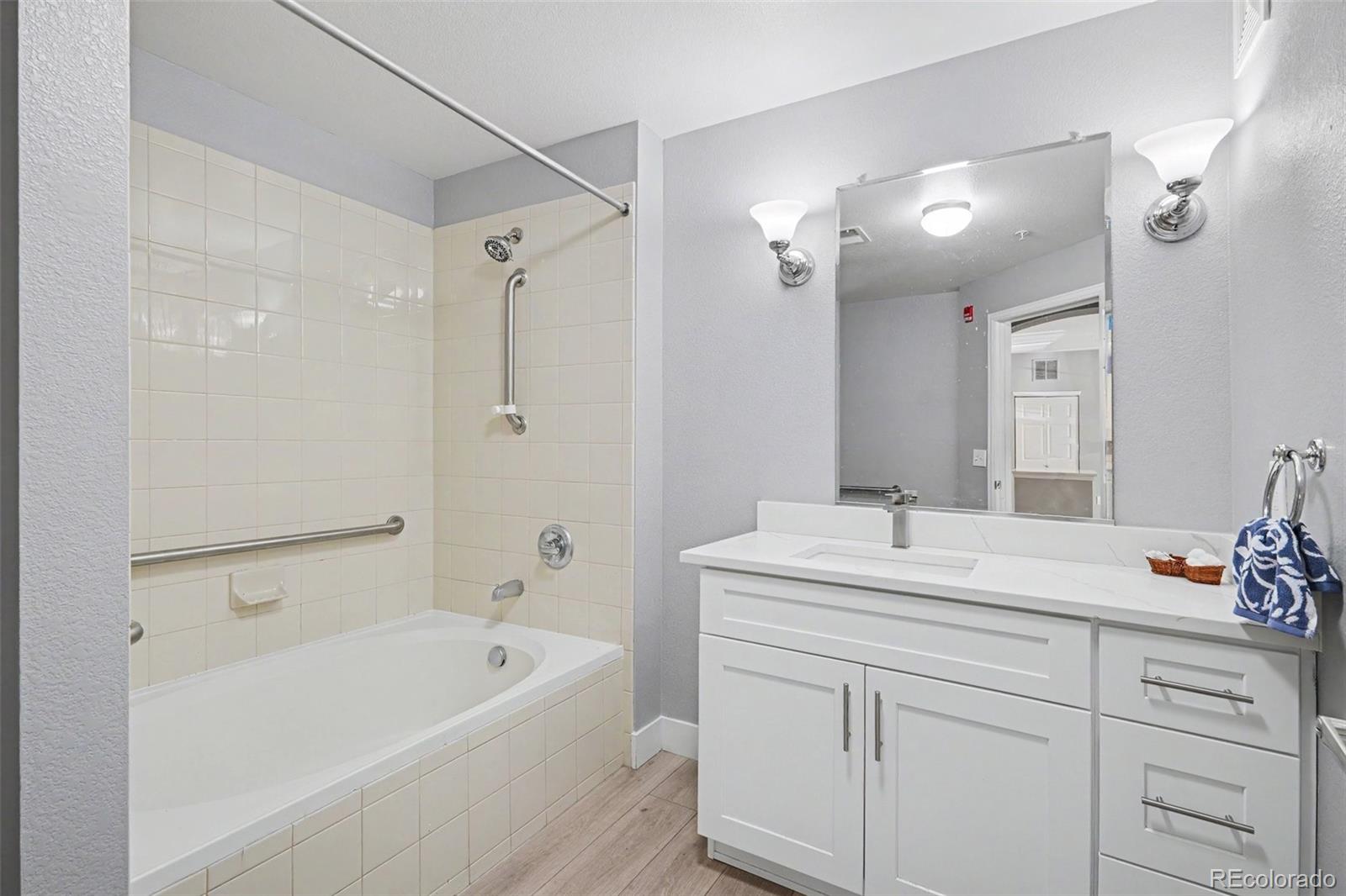 MLS Image #8 for 3890 s dayton street 103,aurora, Colorado