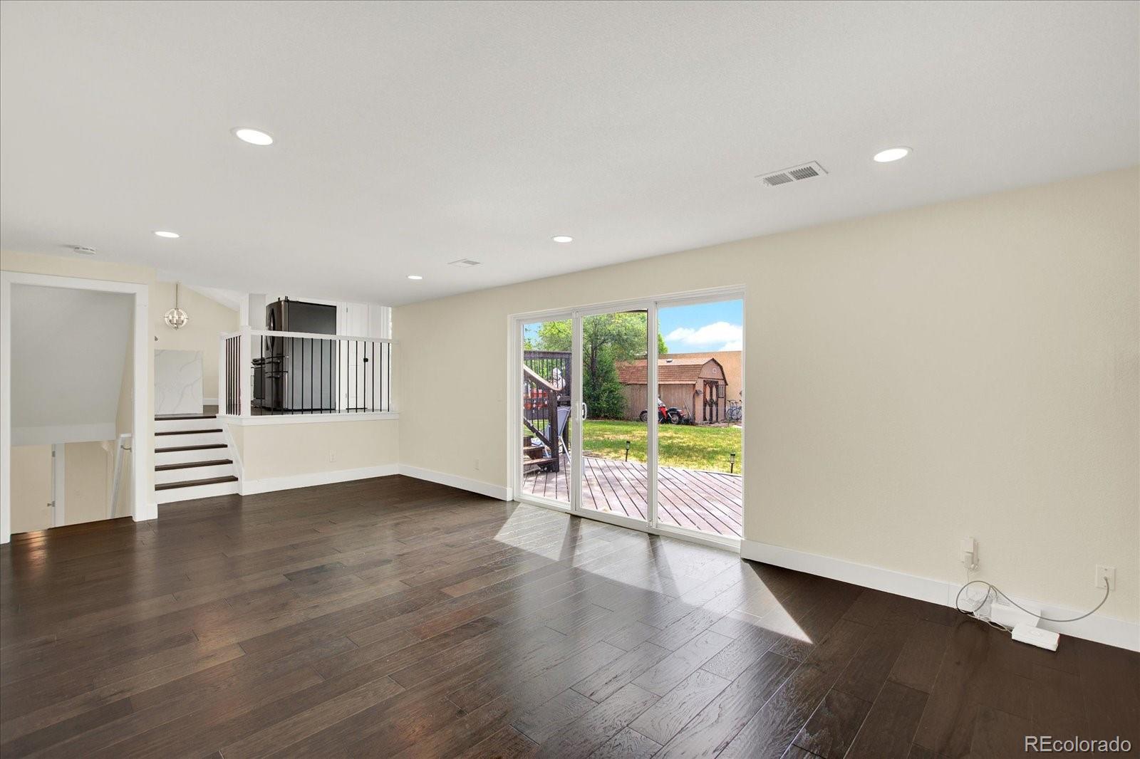 MLS Image #18 for 4074 s willow way,denver, Colorado