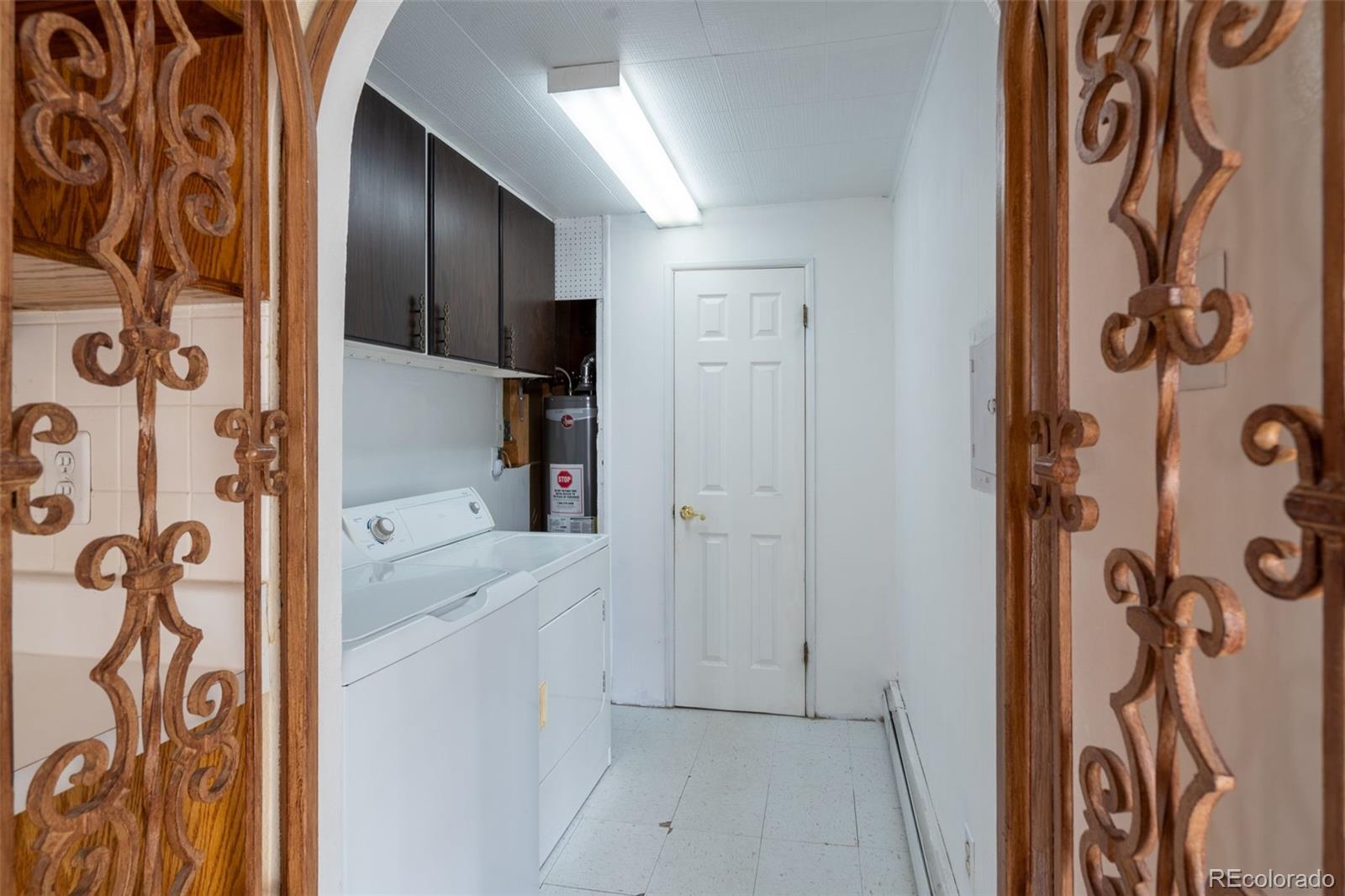 MLS Image #11 for 2793 s knox court,denver, Colorado