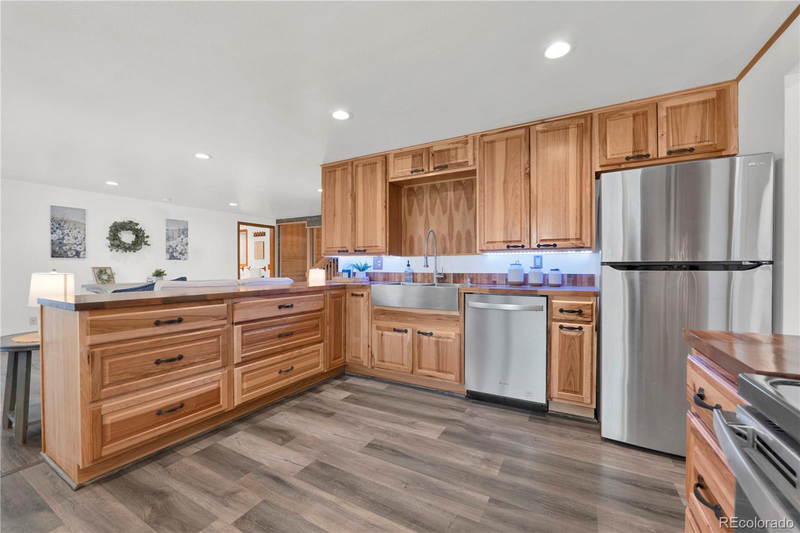 MLS Image #14 for 450  bent avenue,akron, Colorado