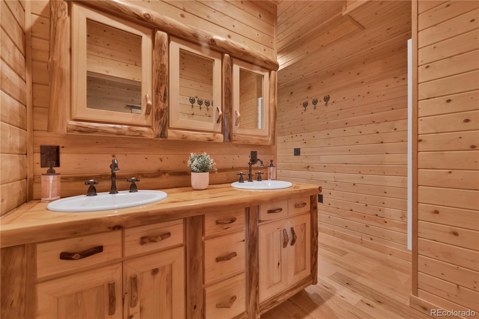 MLS Image #22 for 450  bent avenue,akron, Colorado