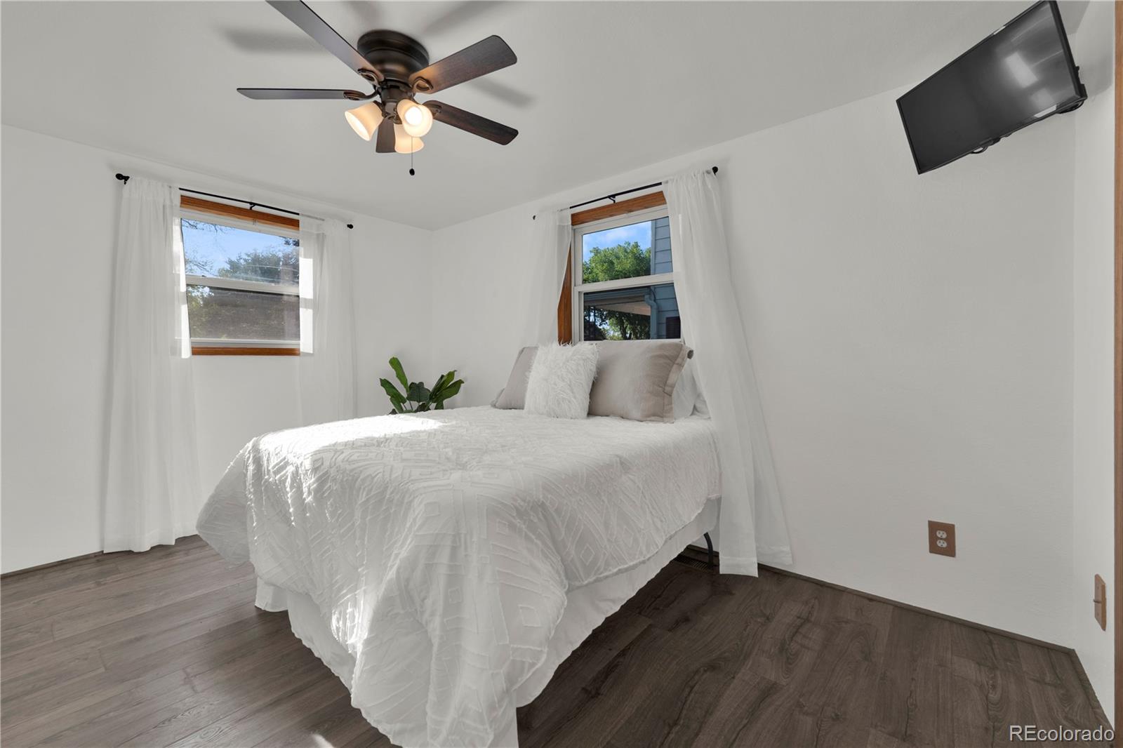 MLS Image #28 for 450  bent avenue,akron, Colorado