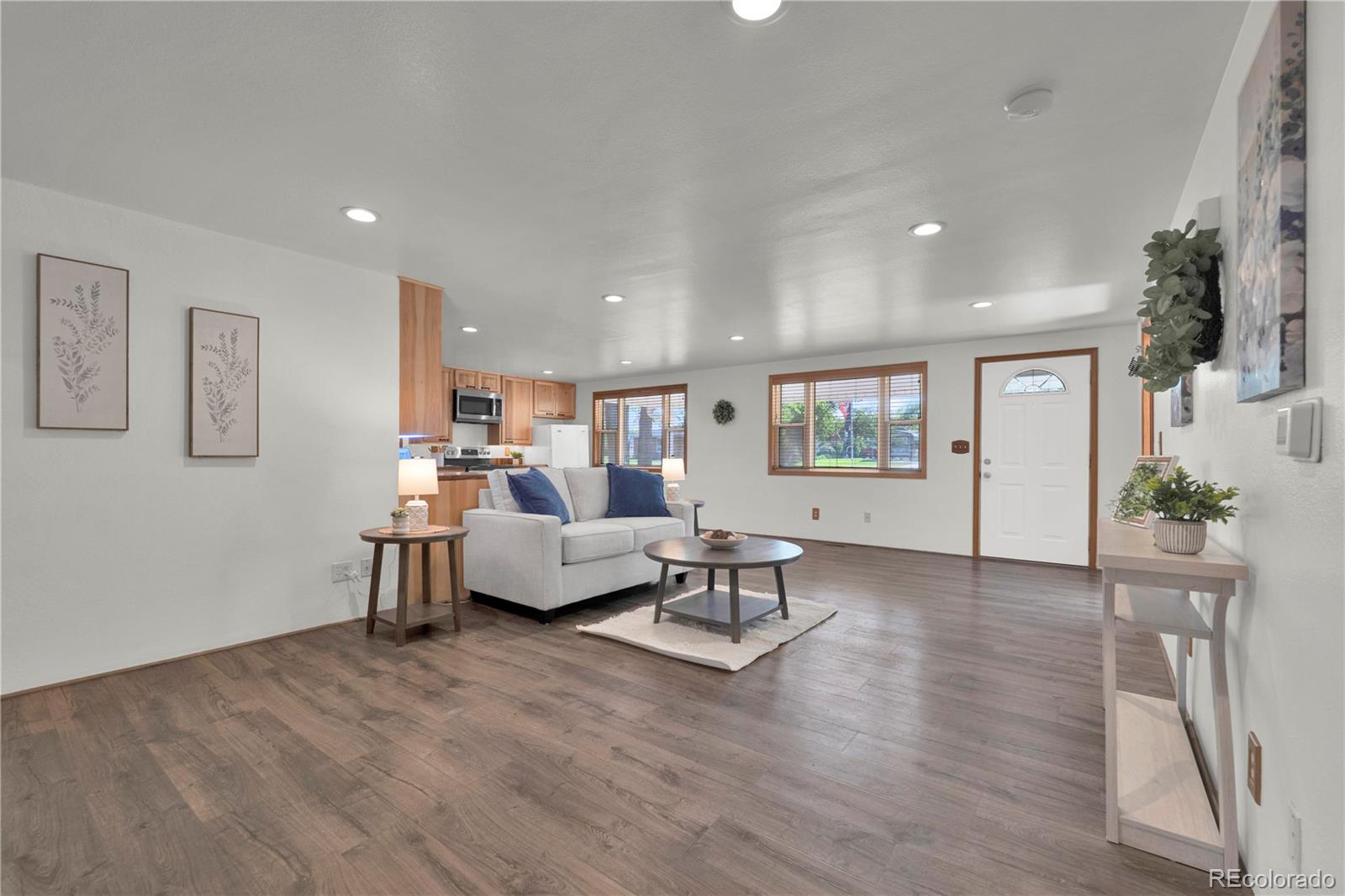 MLS Image #8 for 450  bent avenue,akron, Colorado