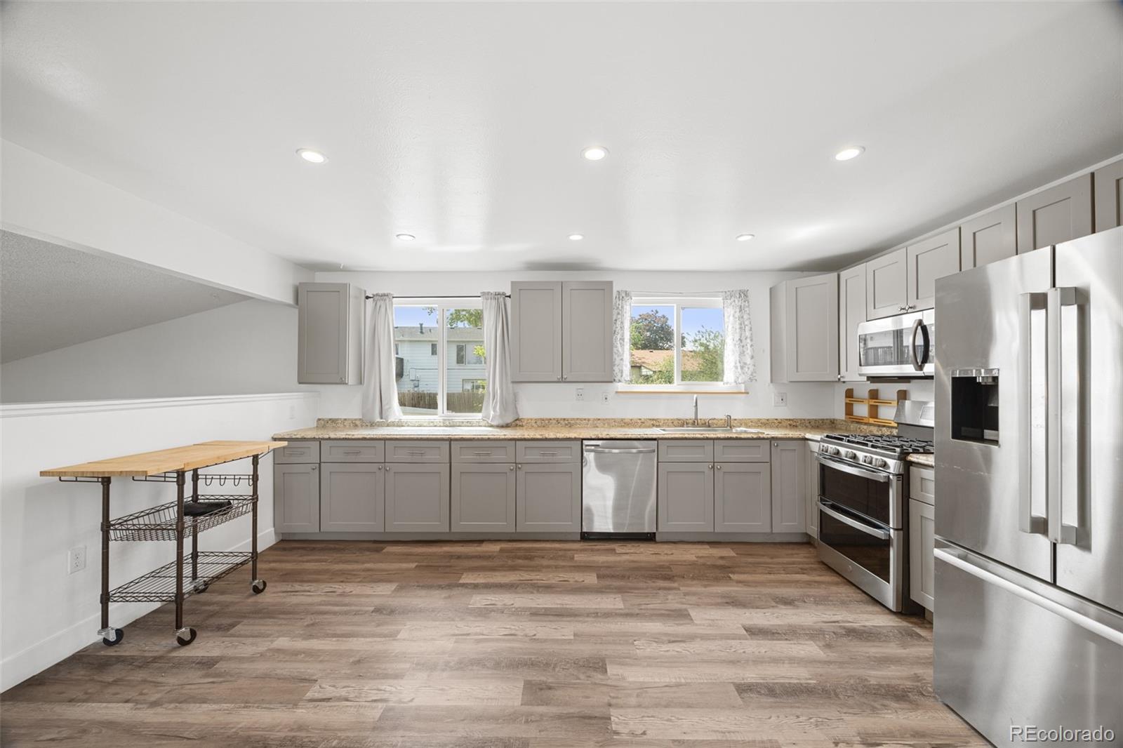 MLS Image #3 for 16023 e eastman place,aurora, Colorado