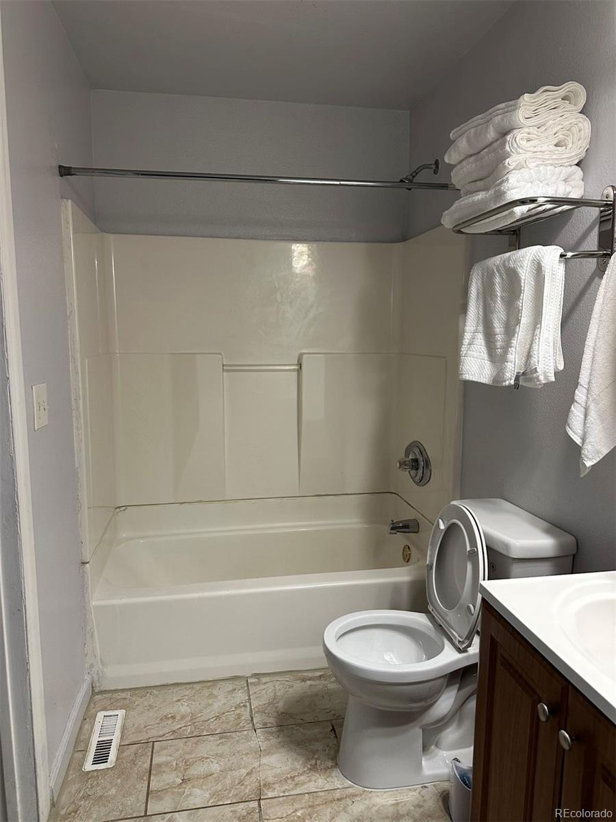 MLS Image #17 for 1212  yosemite street,denver, Colorado